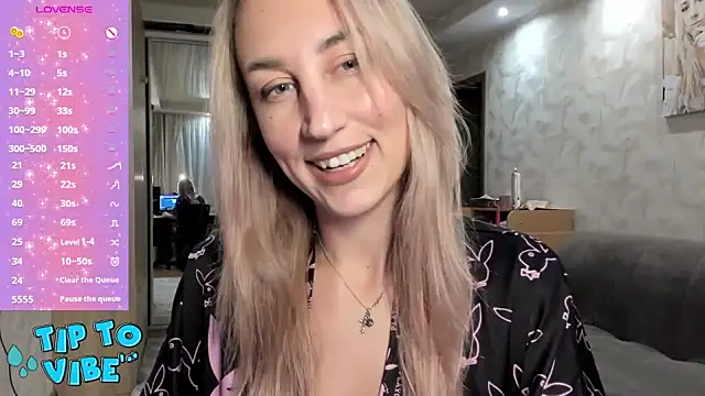 lady Nati online show from December 22, 2024, 3:22 pm