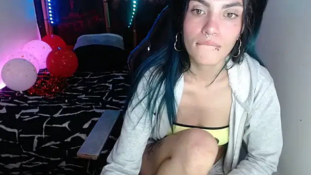 ReiLyMalkova online show from February 17, 2025, 5:43 pm
