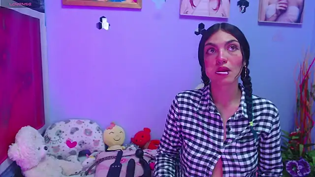 ReiLyMalkova online show from March 21, 2025, 4:51 pm
