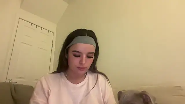 maisiesmithx online show from January 27, 2025, 4:41 am