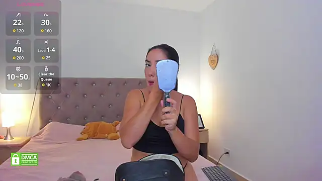 Scarlett 00  online show from January 20, 2025, 8:40 pm