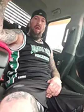 Snapshot of Beardedtattood chatting on July 15, 2026, 11:26 am Beardedtattood online show from July 15, 2026, 11:26 am
