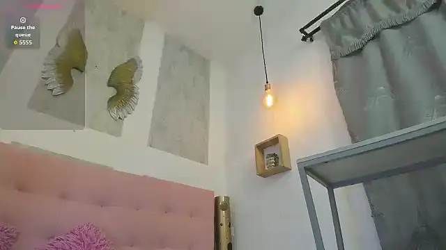 zhamira 21 online show from October 16, 2025, 8:32 pm