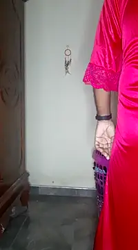 SuranSexy33 online show from February 25, 2025, 3:31 am