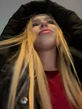 mur girl online show from December 26, 2024, 2:27 pm