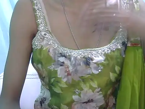MAAYRA 09 online show from June 23, 2026, 12:36 pm