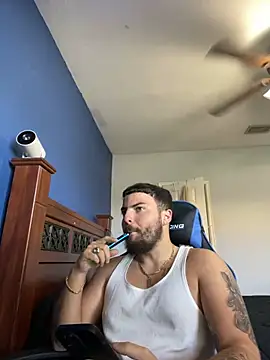 Snapshot of MasterKvn chatting on January 9, 2025, 6:26 pm MasterKvn online show from January 9, 2025, 6:26 pm