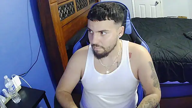 Snapshot of MasterKvn chatting on February 5, 2025, 5:41 am MasterKvn online show from February 5, 2025, 5:41 am