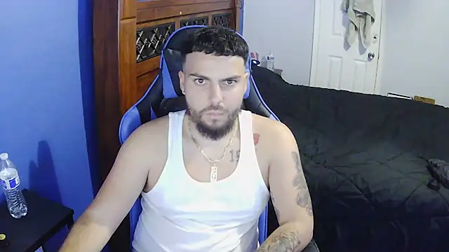 Snapshot of MasterKvn chatting on February 24, 2025, 8:49 am MasterKvn online show from February 24, 2025, 8:49 am