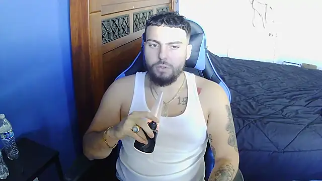 Snapshot of MasterKvn chatting on February 25, 2025, 8:41 pm MasterKvn online show from February 25, 2025, 8:41 pm