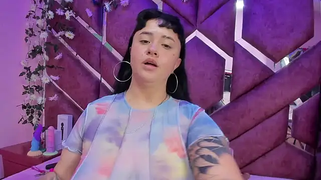 Victoria Rossy online show from February 6, 2026, 10:46 pm