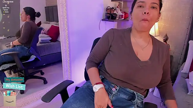 Snapshot of Mariana_c1 chatting on January 13, 2026, 2:11 pm Mariana c1 online show from January 13, 2026, 2:11 pm