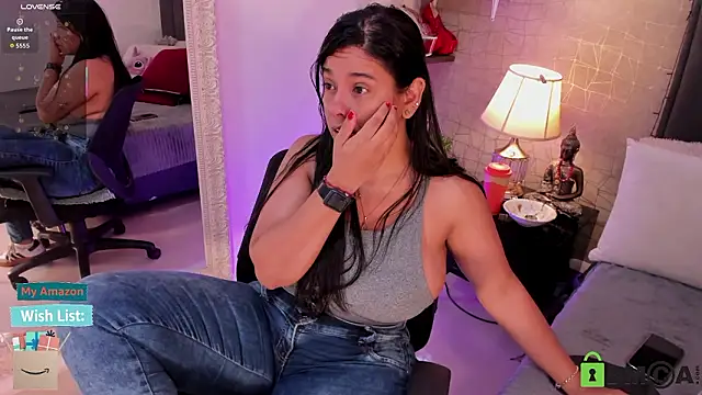 Snapshot of Mariana_c1 chatting on February 7, 2026, 2:43 pm Mariana c1 online show from February 7, 2026, 2:43 pm