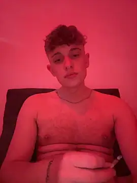 Snapshot of romanhrdcore chatting on September 9, 2025, 8:14 am romanhrdcore online show from September 9, 2025, 8:14 am