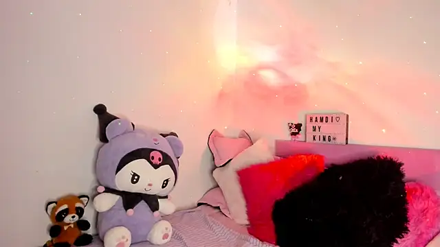 gabyye capprins online show from February 20, 2025, 7:19 pm