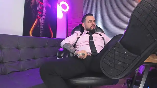 Ethan Castellano online show from January 3, 2025, 2:10 am