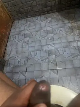 Mallu ajanraj143 online show from April 21, 2026, 9:17 pm