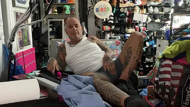 Snapshot of joeytatts66 chatting on June 16, 2026, 1:30 am joeytatts66 online show from June 16, 2026, 1:30 am