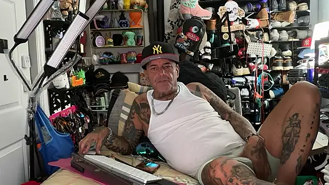 Snapshot of joeytatts66 chatting on July 17, 2026, 3:02 am joeytatts66 online show from July 17, 2026, 3:02 am
