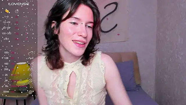 Snapshot of Kolette_Gray chatting on November 17, 2025, 1:06 pm Kolette Gray online show from November 17, 2025, 1:06 pm