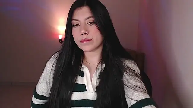 Snapshot of iam_emy chatting on February 5, 2026, 4:39 am iam emy online show from February 5, 2026, 4:39 am