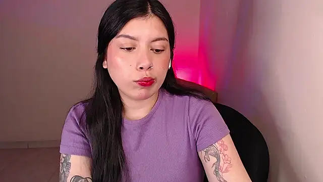 Snapshot of iam_emy chatting on March 12, 2026, 4:18 am iam emy online show from March 12, 2026, 4:18 am