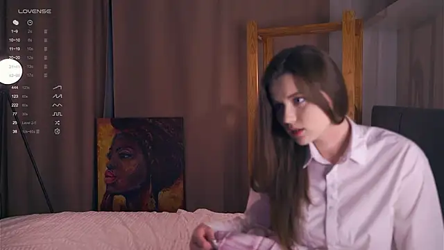 LoraDevon online show from March 12, 2025, 3:51 pm