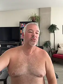 Snapshot of aarosteev2 chatting on May 1, 2026, 3:05 pm aarosteev2 online show from May 1, 2026, 3:05 pm
