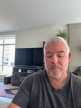 Snapshot of aarosteev2 chatting on June 5, 2026, 1:06 pm aarosteev2 online show from June 5, 2026, 1:06 pm