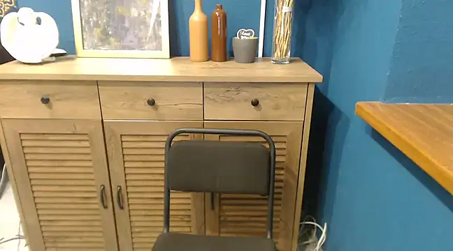 felicity gold online show from January 7, 2025, 10:32 am