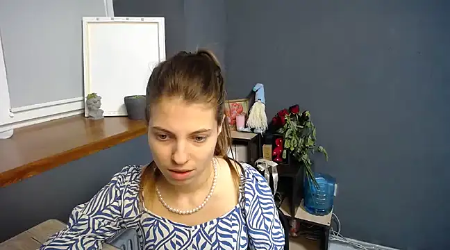 felicity gold online show from March 3, 2025, 10:28 am