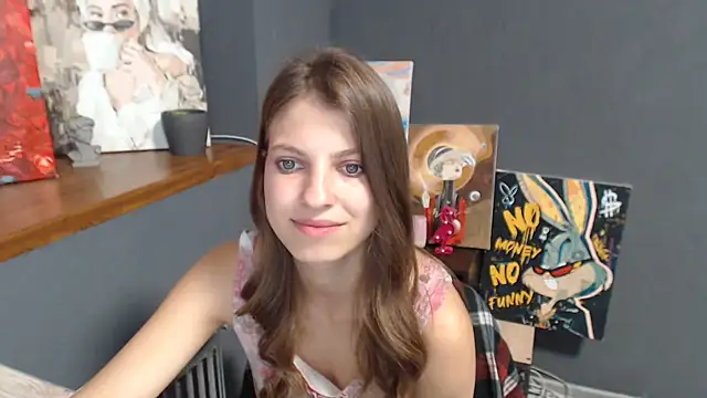 Snapshot of felicity_gold chatting on August 3, 2026, 9:04 am felicity gold online show from August 3, 2026, 9:04 am