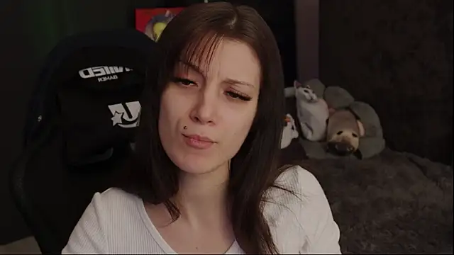 Snapshot of Kathleen_Meow chatting on December 6, 2024, 7:54 am Kathleen Meow online show from December 6, 2024, 7:54 am