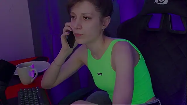 Snapshot of Kathleen_Meow chatting on January 20, 2025, 9:56 am Kathleen Meow online show from January 20, 2025, 9:56 am