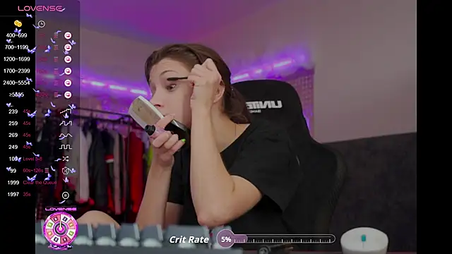 Snapshot of Kathleen_Meow chatting on September 19, 2025, 8:38 am Kathleen Meow online show from September 19, 2025, 8:38 am