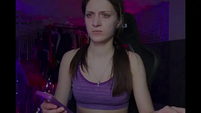 Snapshot of Kathleen_Meow chatting on October 18, 2025, 6:41 pm Kathleen Meow online show from October 18, 2025, 6:41 pm