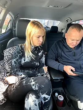 DonorDi online show from October 21, 2025, 10:27 am