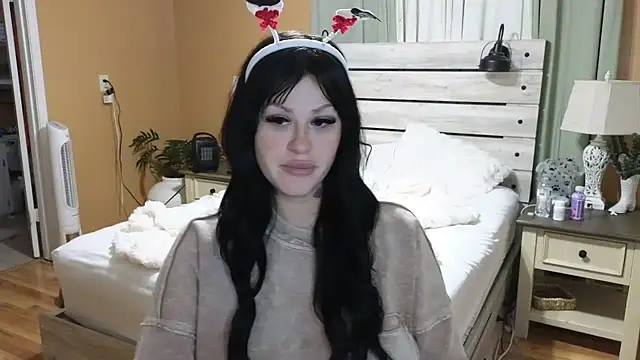 TexasTattooedHouseWife online show from December 15, 2025, 5:39 pm