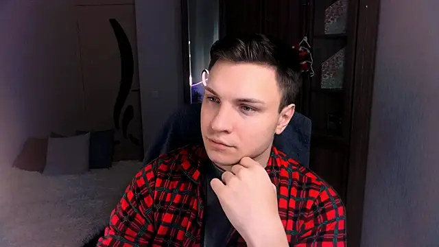 Snapshot of handsome_guy01 chatting on December 12, 2024, 11:25 pm handsome guy01 online show from December 12, 2024, 11:25 pm