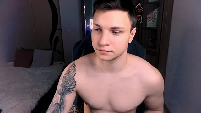 Snapshot of handsome_guy01 chatting on December 17, 2024, 4:56 am handsome guy01 online show from December 17, 2024, 4:56 am