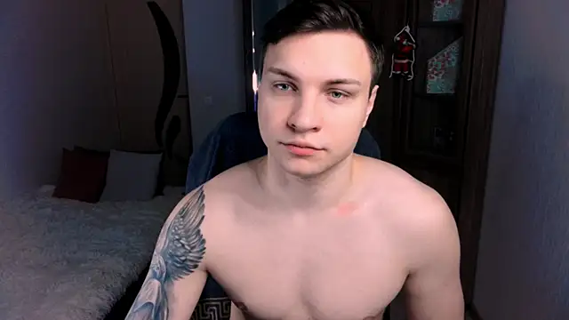 Snapshot of handsome_guy01 chatting on December 19, 2024, 12:02 am handsome guy01 online show from December 19, 2024, 12:02 am