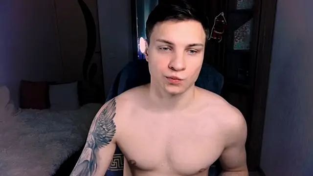 Snapshot of handsome_guy01 chatting on December 22, 2024, 5:34 am handsome guy01 online show from December 22, 2024, 5:34 am