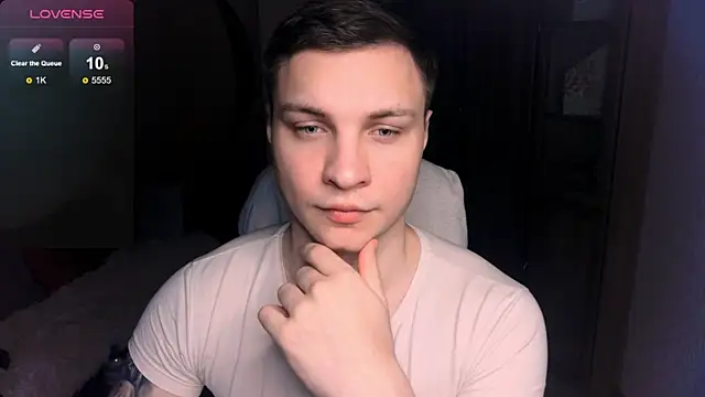 Snapshot of handsome_guy01 chatting on January 21, 2025, 10:30 pm handsome guy01 online show from January 21, 2025, 10:30 pm