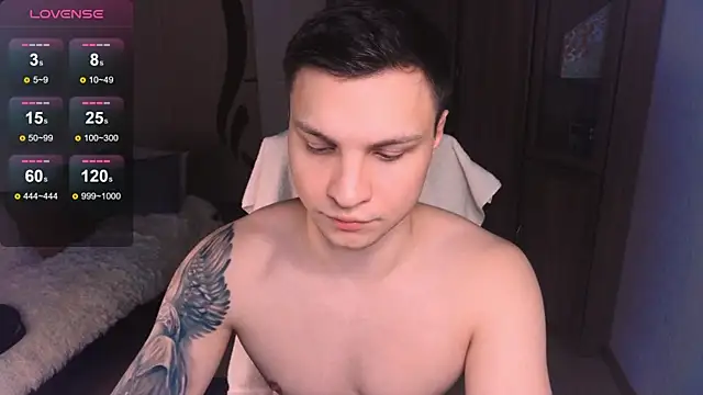 Snapshot of handsome_guy01 chatting on January 22, 2025, 9:21 pm handsome guy01 online show from January 22, 2025, 9:21 pm