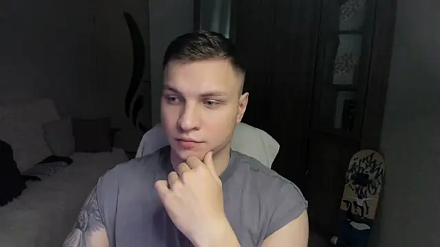 Snapshot of handsome_guy01 chatting on September 8, 2025, 7:35 pm handsome guy01 online show from September 8, 2025, 7:35 pm