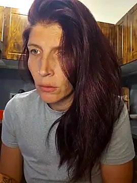 Lenchen  online show from April 19, 2026, 7:27 pm