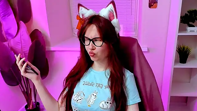 CarolGiggly online show from April 15, 2026, 1:01 am