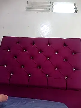 tiffany Bitch online show from November 26, 2025, 10:11 pm