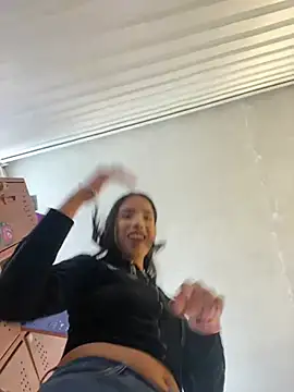 Praga Pink online show from April 22, 2026, 9:16 pm