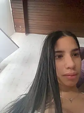 Snapshot of Praga_Pink chatting on May 24, 2026, 9:09 pm Praga Pink online show from May 24, 2026, 9:09 pm